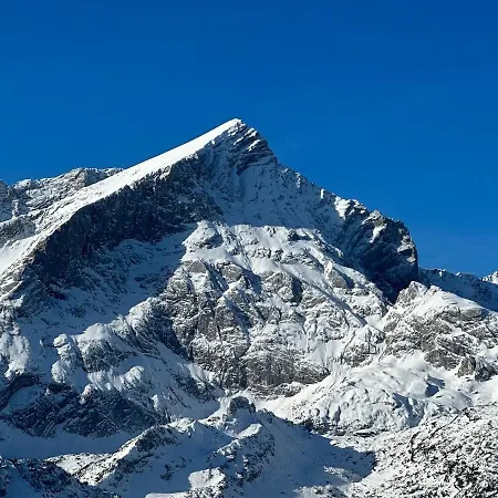 Alpenglueck Garmisch, Attic 公寓 *