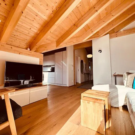 Alpenglueck Garmisch, Attic * 加爾米施-帕滕基興