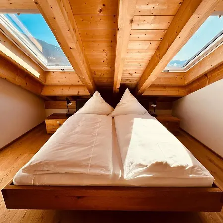 Alpenglueck Garmisch, Attic 公寓 加爾米施-帕滕基興