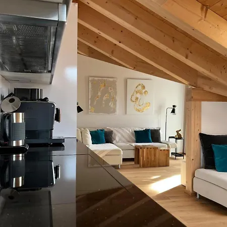 公寓 Alpenglueck Garmisch, Attic 加爾米施-帕滕基興